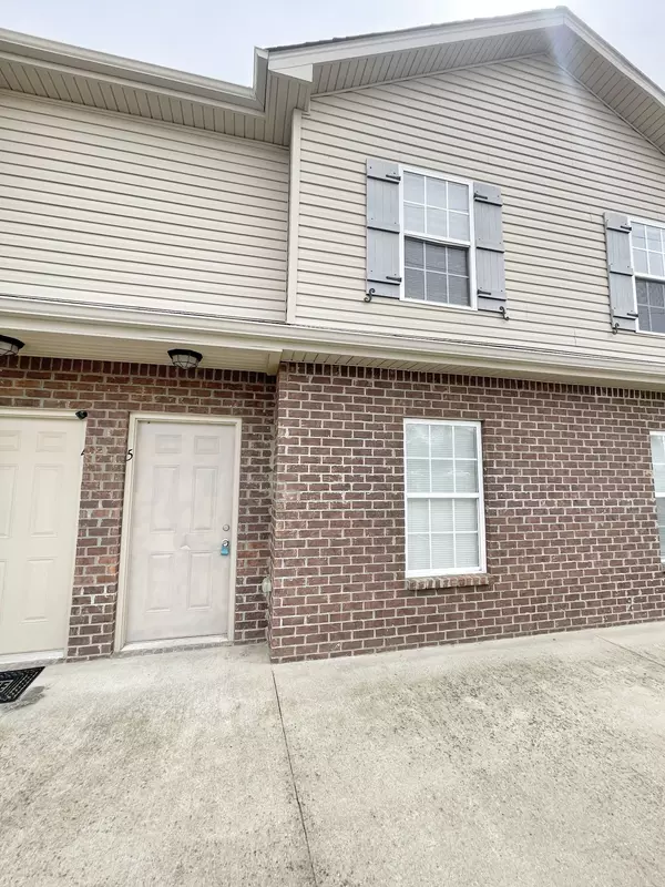 382 McGee Ct #3, Clarksville, TN 37040