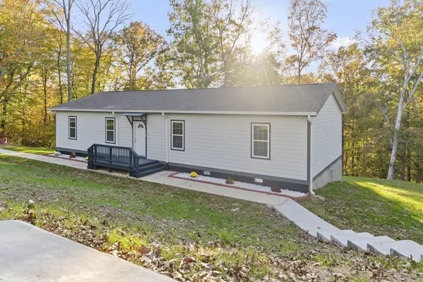 Charlotte, TN 37036,1084 Ben Collier Rd