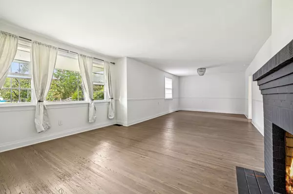 Lebanon, TN 37087,908 Carthage Hwy