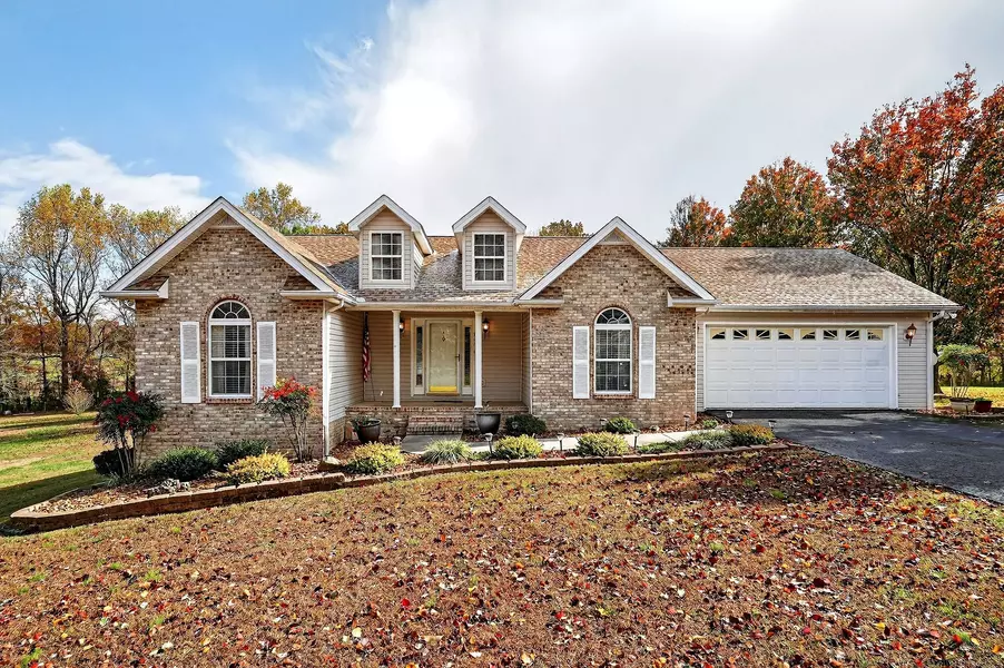 311 Poplar Pt, Rickman, TN 38580