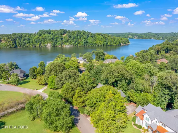 Knoxville, TN 37922,12317 River Oaks Point