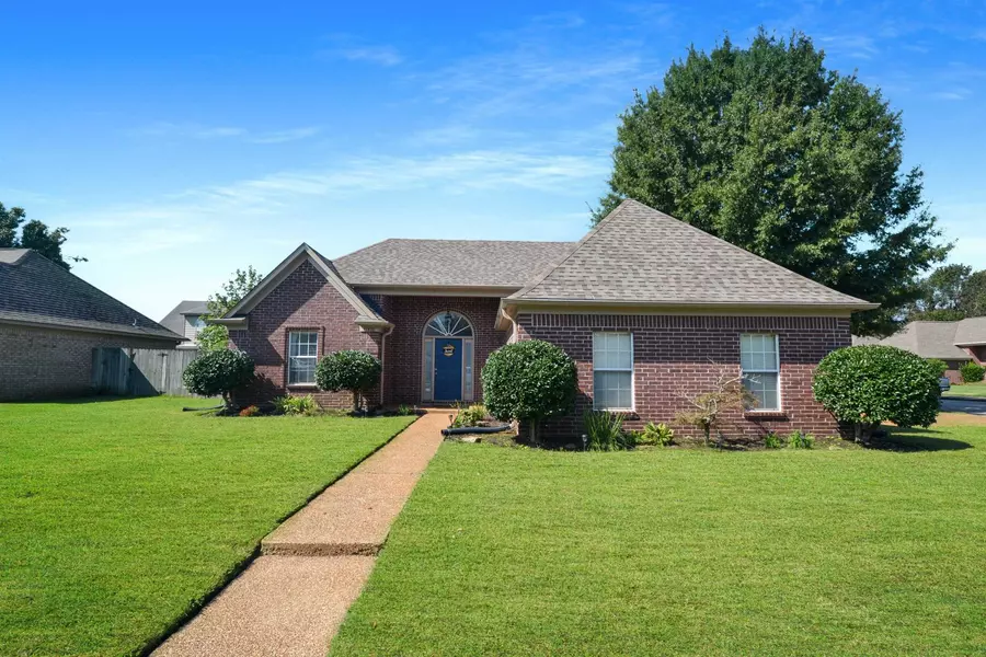 11810 VILLAGE CENTER ST, Arlington, TN 38002