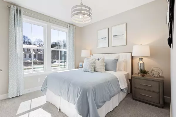 Mount Juliet, TN 37122,984 Champions Circle