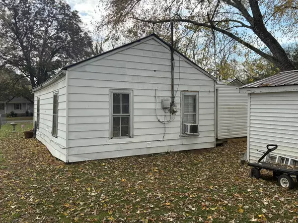 Tullahoma, TN 37388,508 W Warren St