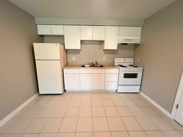 Clarksville, TN 37042,101 Walnut St #19