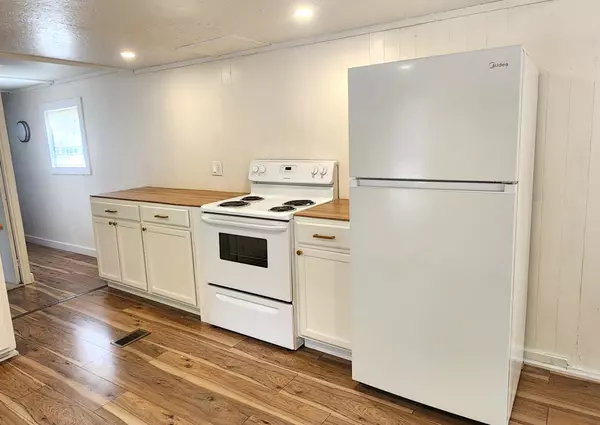 Big Sandy, TN 38221,4439 Danville Rd