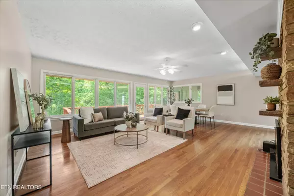 Oak Ridge, TN 37830,386 East Drive