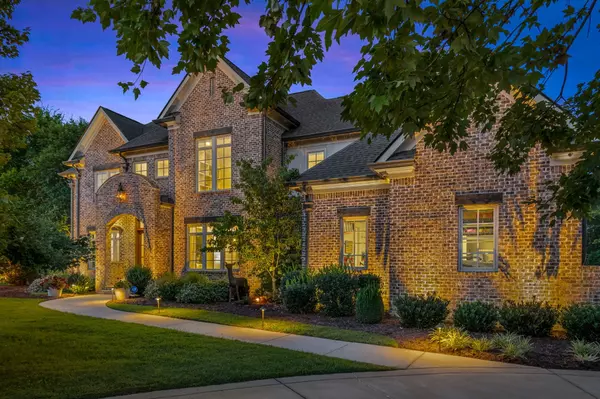 Arrington, TN 37014,5540 Hawks Landing Dr