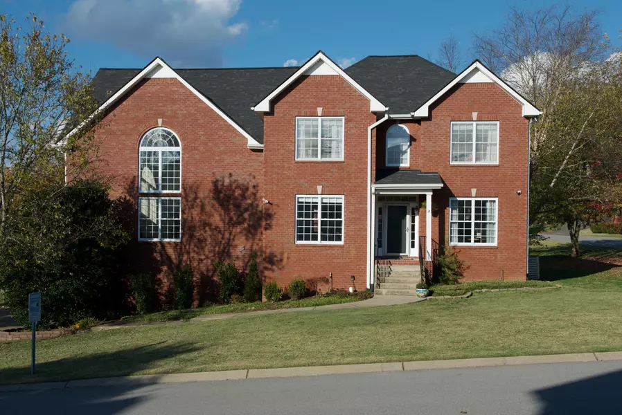 135 N Wynridge Way, Goodlettsville, TN 37072
