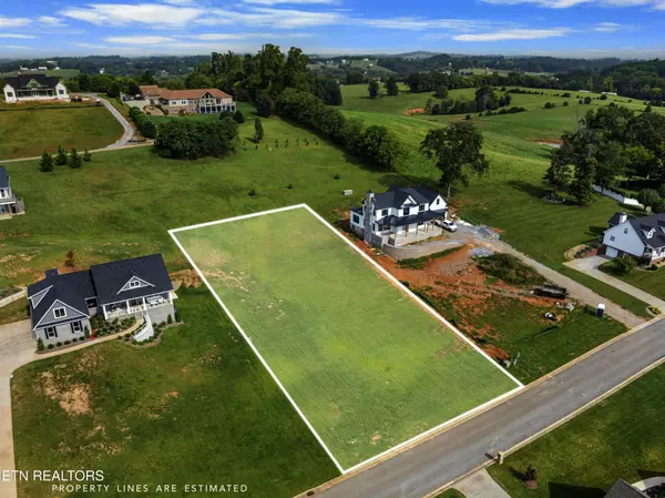 Maryville, TN 37801,1153 Summerfield Drive