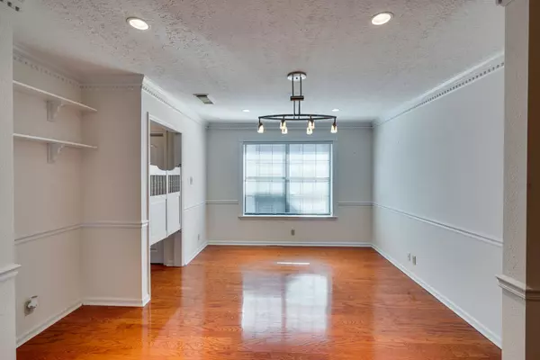 Brentwood, TN 37027,207 Trotwood