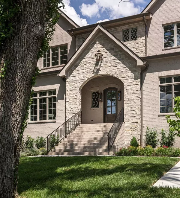 Nashville, TN 37204,4224A Granny White Pike