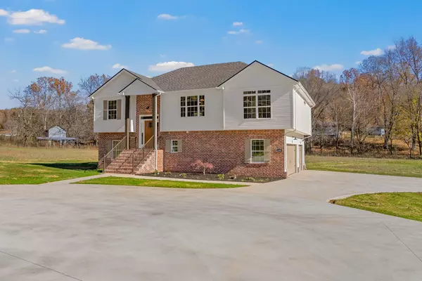 Cunningham, TN 37052,1988 Flats Road