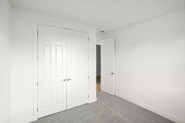 Columbia, TN 38401,2324 Williamsport Landing