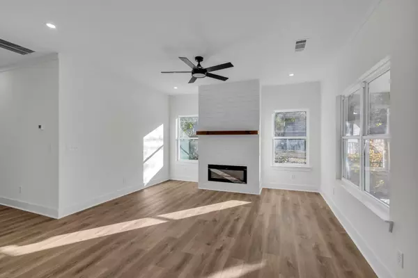 Chattanooga, TN 37406,4026 Meadow Lane