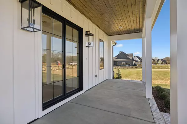 Thompsons Station, TN 37179,5159 Bond Mill Rd