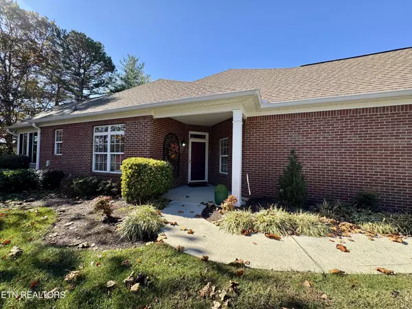 Knoxville, TN 37909,7700 Ester Way