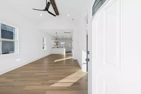 Springfield, TN 37172,811 19th Ave #W