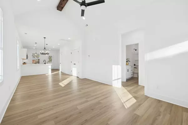 Springfield, TN 37172,811 19th Ave #W