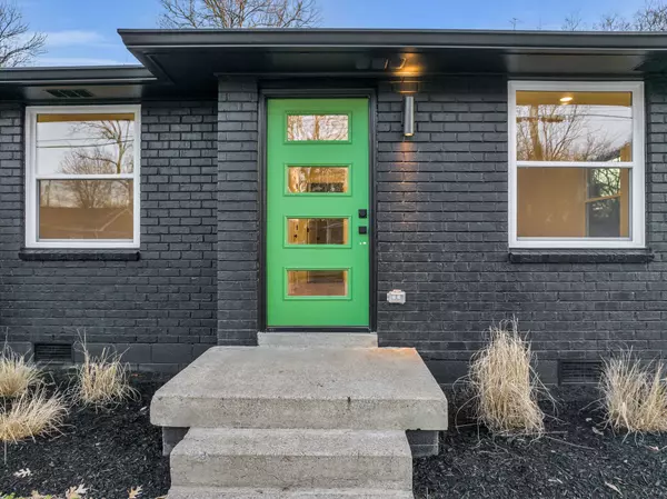 293 Nokes Dr, Hendersonville, TN 37075