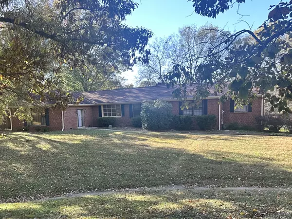 3239 McGavock Pike, Nashville, TN 37214