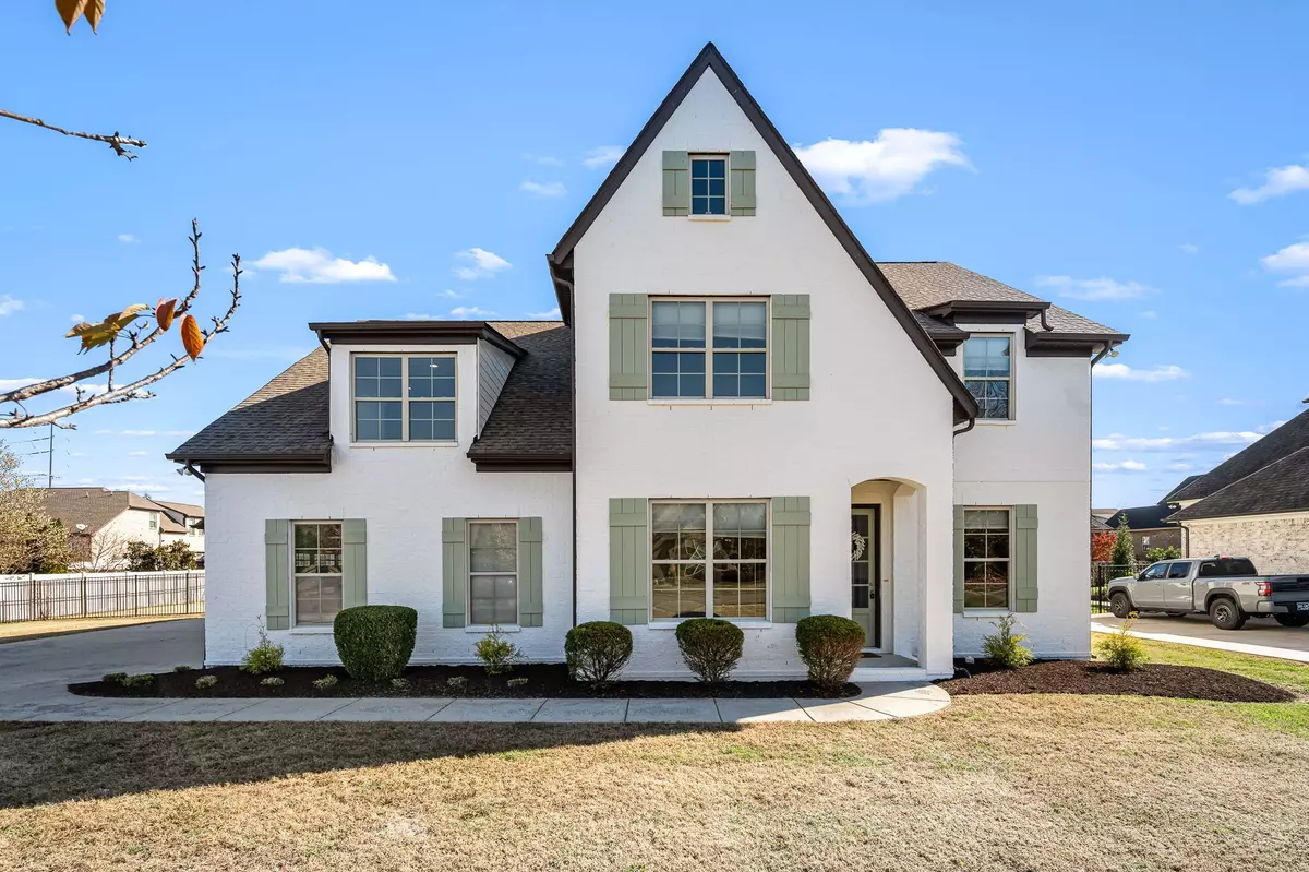 Murfreesboro, TN 37129,2826 Craythorne Dr