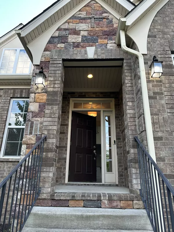 Franklin, TN 37064,949 Ryecroft Ln