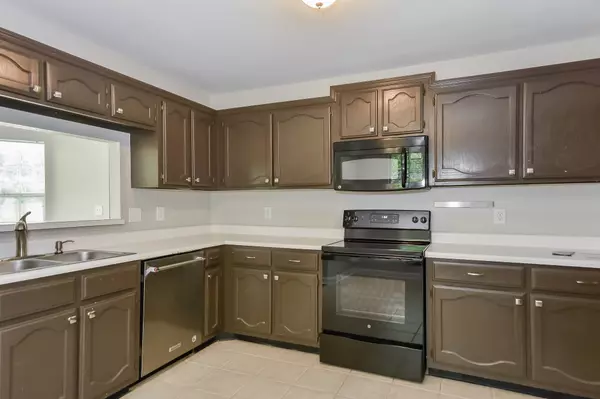 Old Hickory, TN 37138,608 Pebblestone Ct