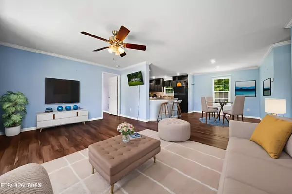 Clinton, TN 37716,168 Powder Mill Lane