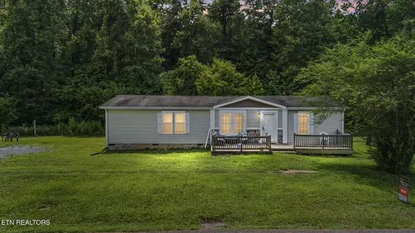 Clinton, TN 37716,168 Powder Mill Lane