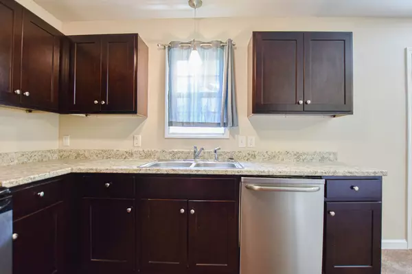 Dickson, TN 37055,308 E Railroad St