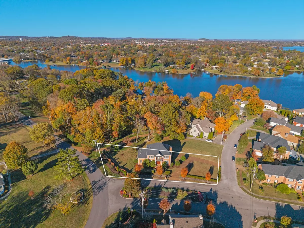 Hendersonville, TN 37075,101 Governors Point Boulevard