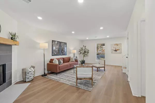 Antioch, TN 37013,809 Dresden Ct