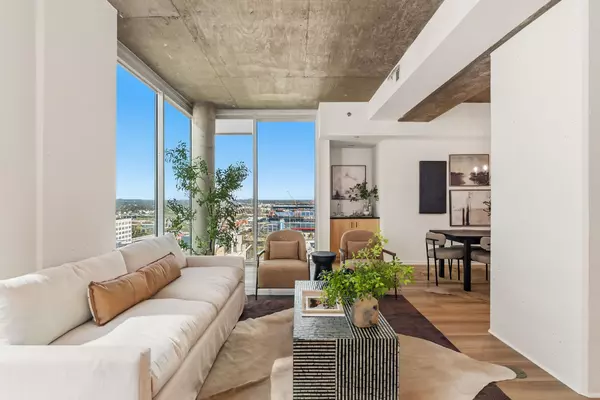 415 Church St #1801, Nashville, TN 37219