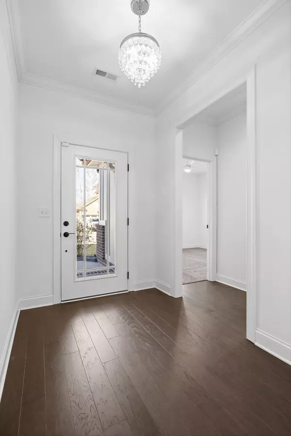 Ooltewah, TN 37363,7183 Tailgate Loop