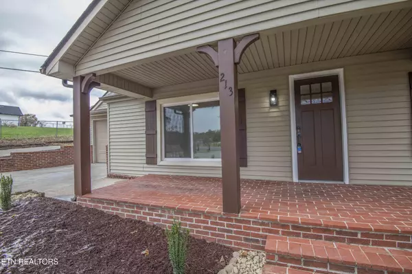 Clinton, TN 37716,213 Mountain Rd