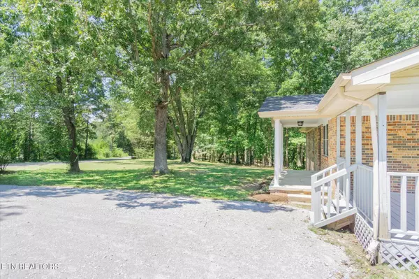 Spencer, TN 38585,90 Vernon Lane