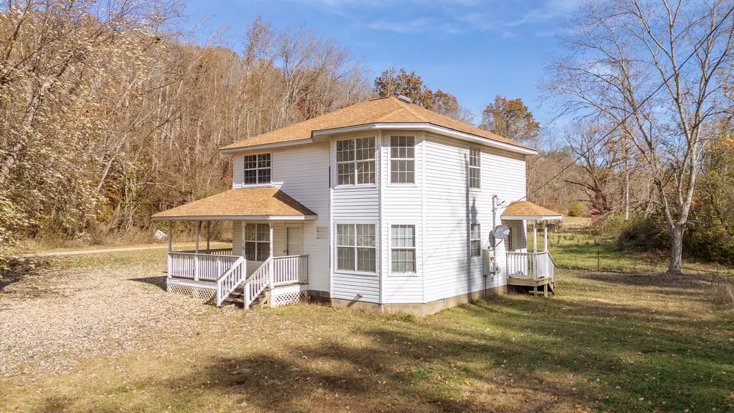 124 Pope Dr, Waynesboro, TN 38485