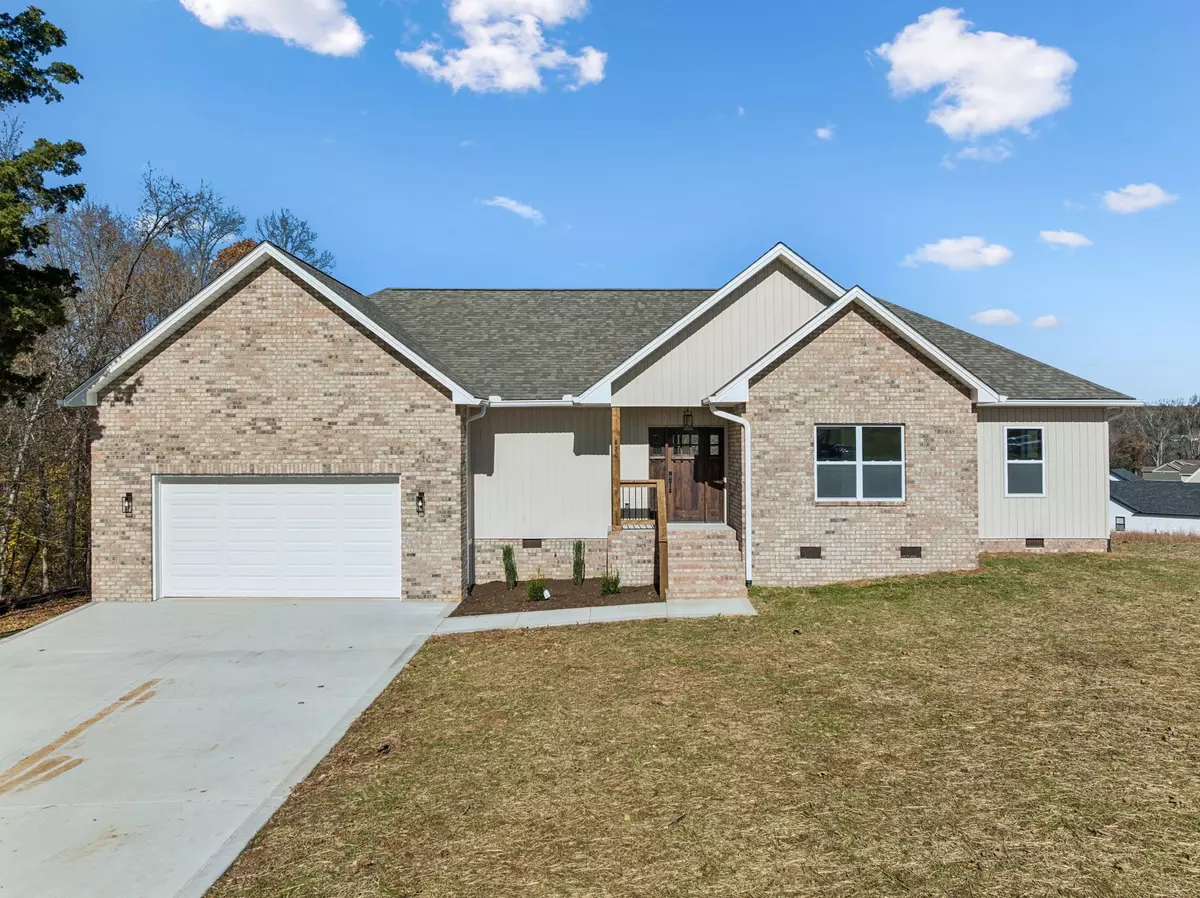 Cookeville, TN 38506,820 Country Wood Ct