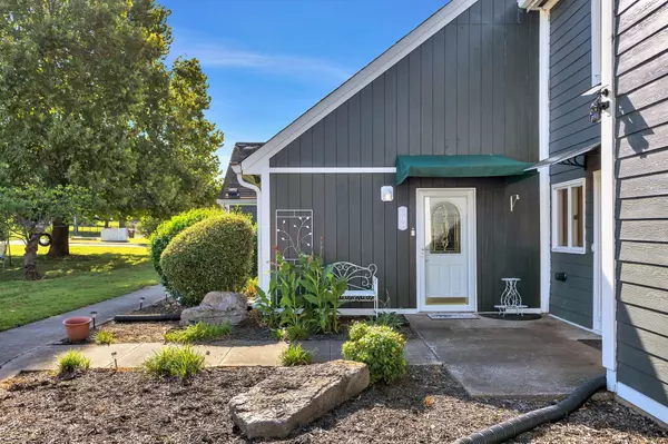 609 Rockwood Dr, Hermitage, TN 37076