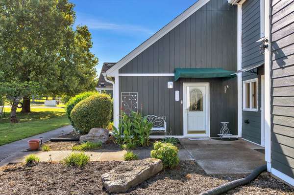 609 Rockwood Dr, Hermitage, TN 37076