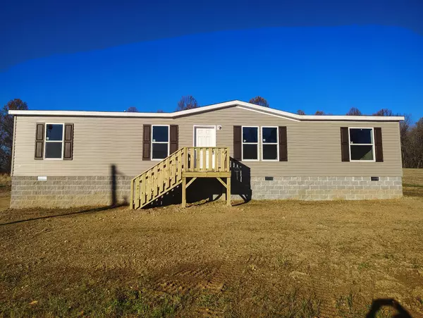 Lafayette, TN 37083,5190 White springs Lane