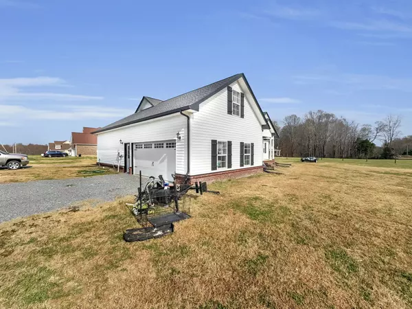 Lafayette, TN 37083,383 Old Coleytown Ln