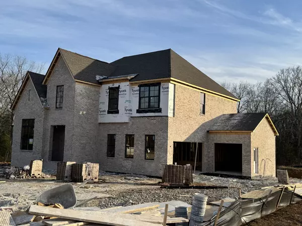 5166 High Park Hill Dr, Arrington, TN 37014