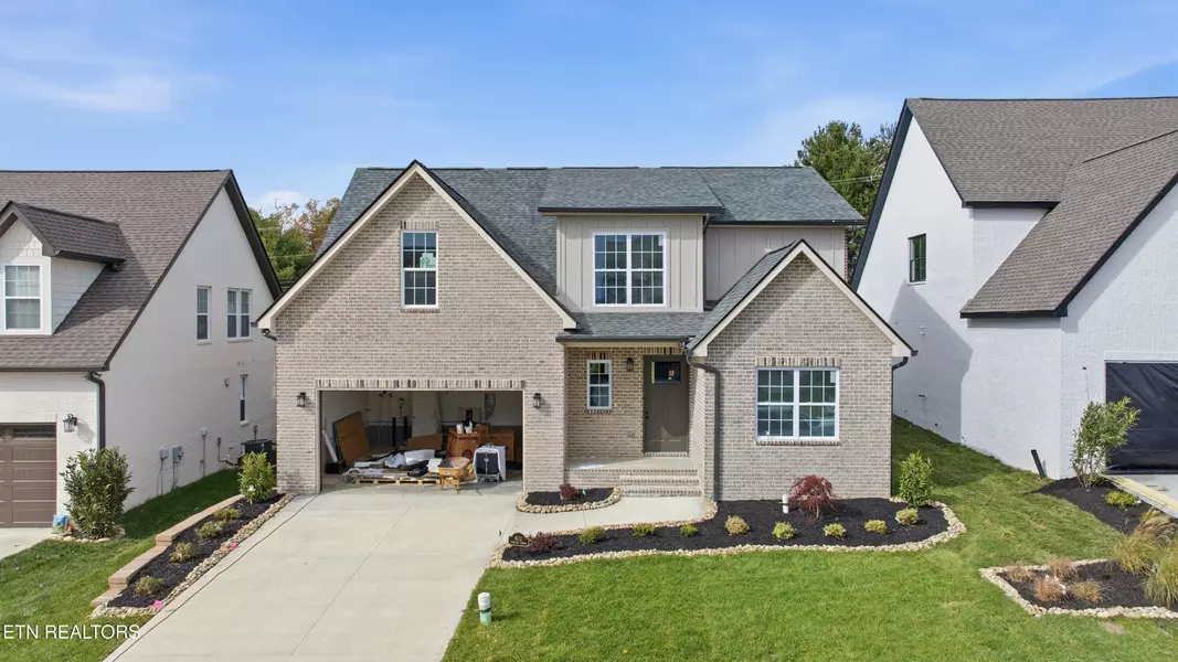 8117 Carolina Cherry Lane, Knoxville, TN 37919