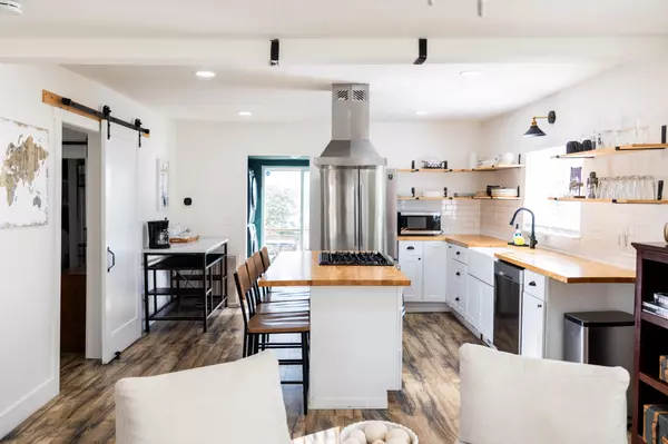 Nashville, TN 37206,709 S 12th St