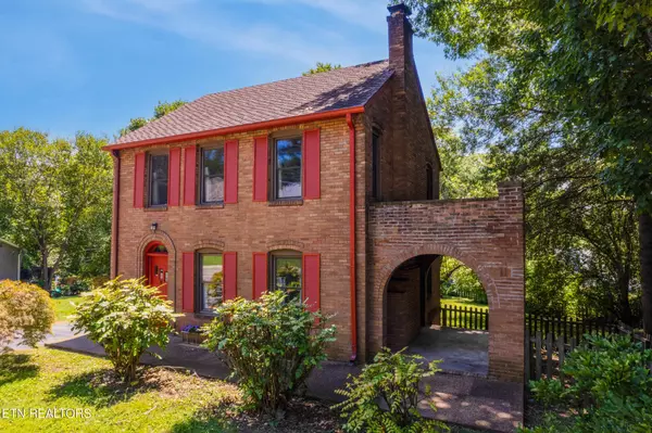 Knoxville, TN 37920,130 Woodlawn Pike