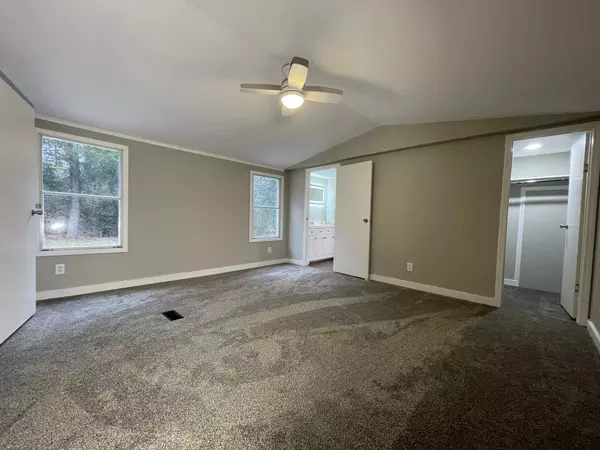 Cumberland City, TN 37050,303 Conger St