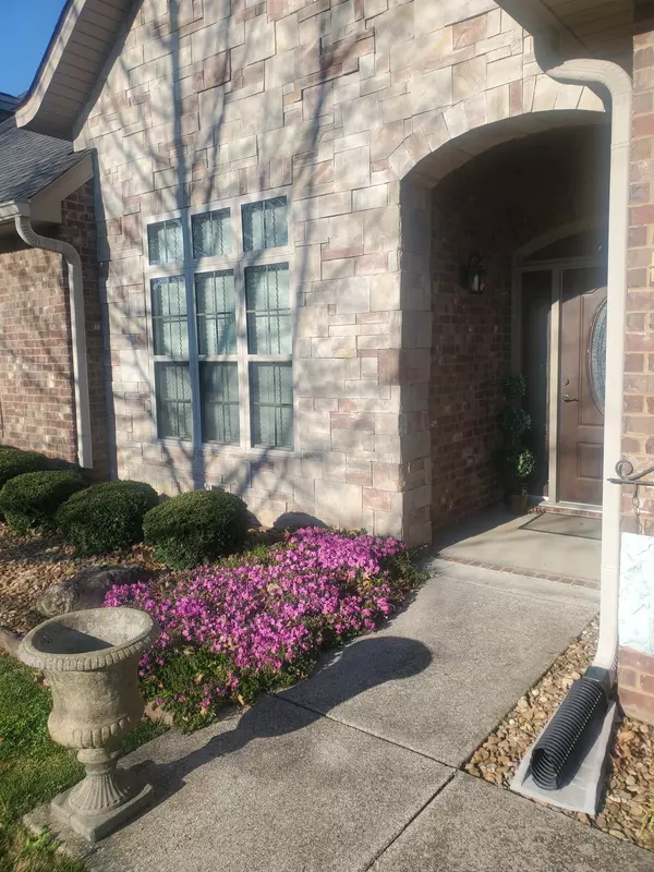 Hermitage, TN 37076,110 Silverstone Ln