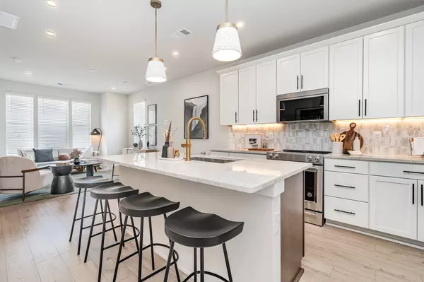 Nashville, TN 37209,114 Zola Alley #N